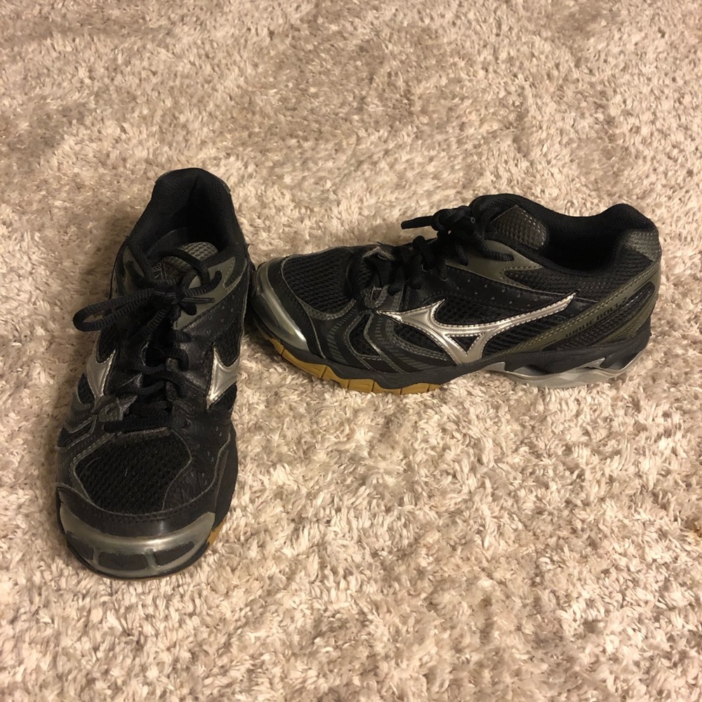 Mizuno Shoes